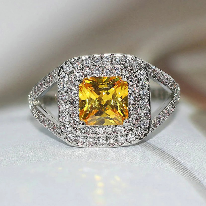 Anillo "Gema de Ensueño"