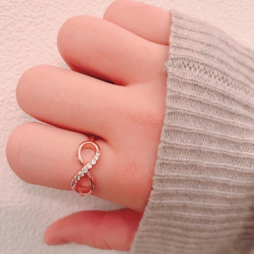 Anillo "Vínculo Infinito"