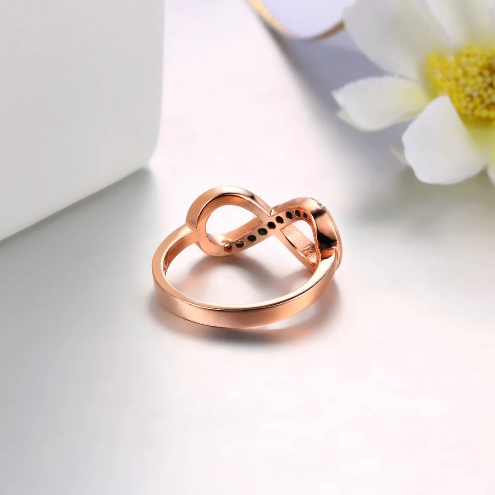 Anillo "Vínculo Infinito"