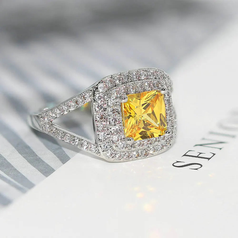 Anillo "Gema de Ensueño"